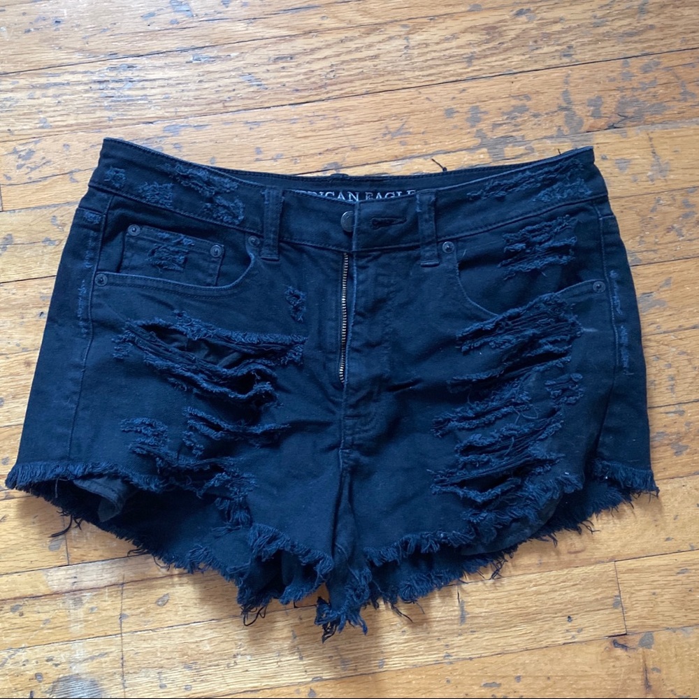 American Eagle High Rise Festival Shorts